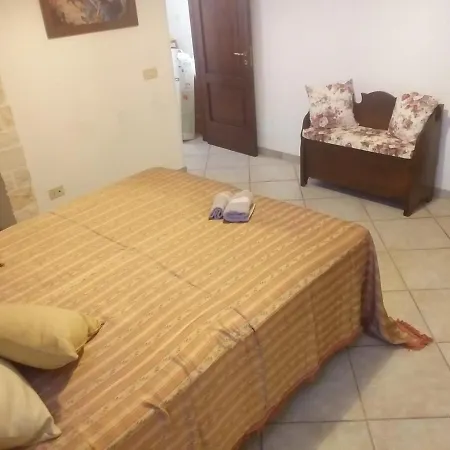 Trulli: La Pace Dei Sensi Tatil Evi Alberobello
